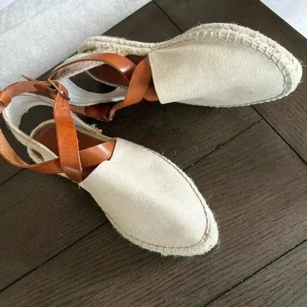 Matt Bernson beige canvas leather crias-cross straps slingback Sz‎ 7
